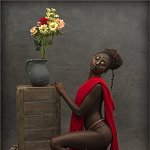 Evi au voile rouge I