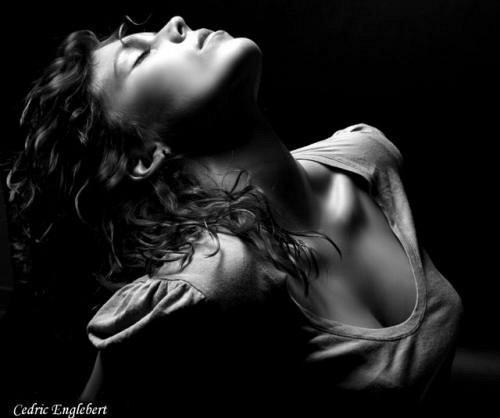 www.clair-et-obscur.com