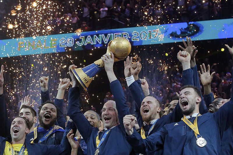 7786986178_lequipedefrancedehandballchampionnedumo